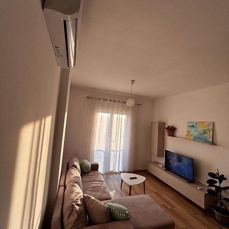 Jon'S Apartment 地拉那 外观 照片